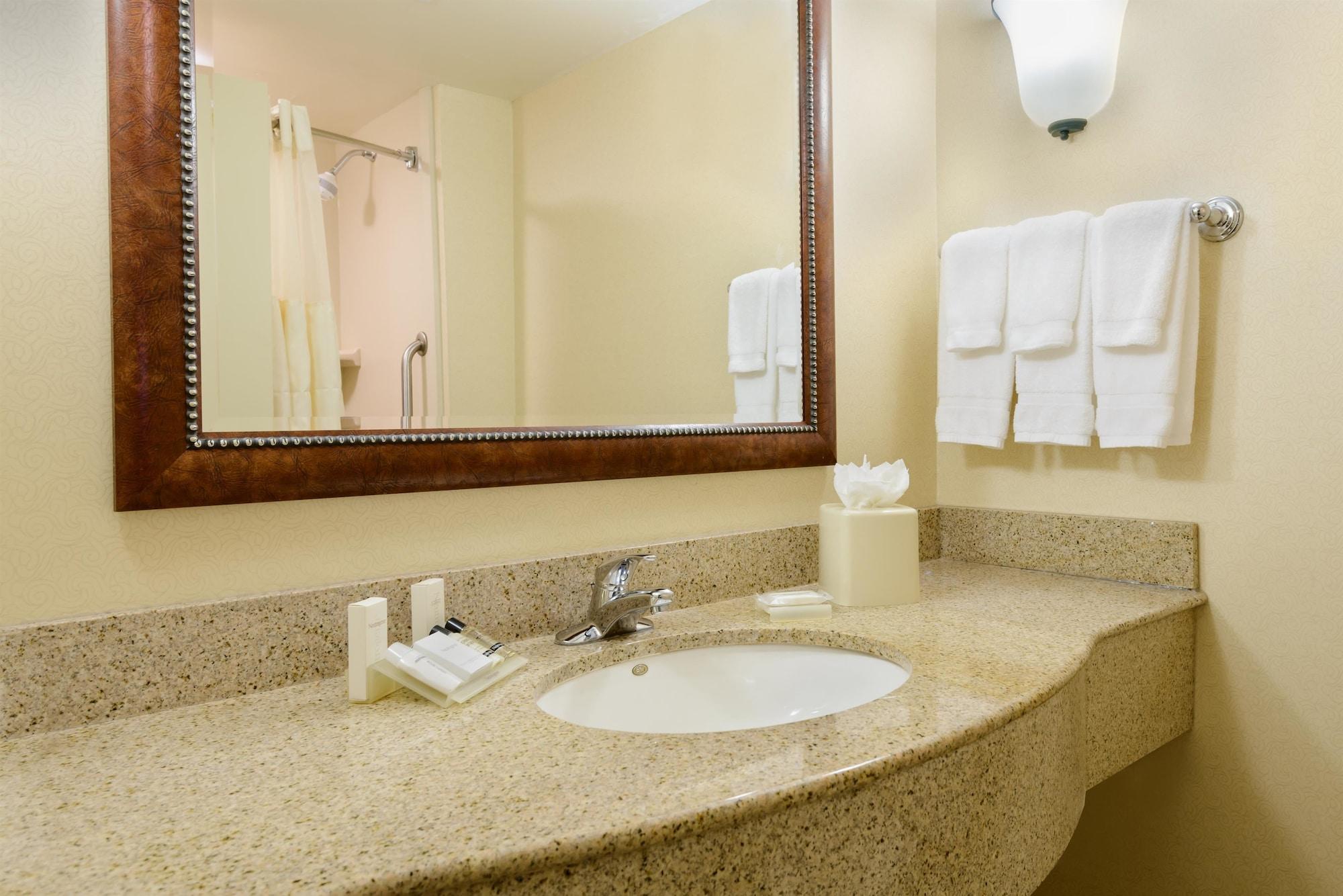 Hilton Garden Inn Richmond South/Southpark Colonial Heights Exterior foto