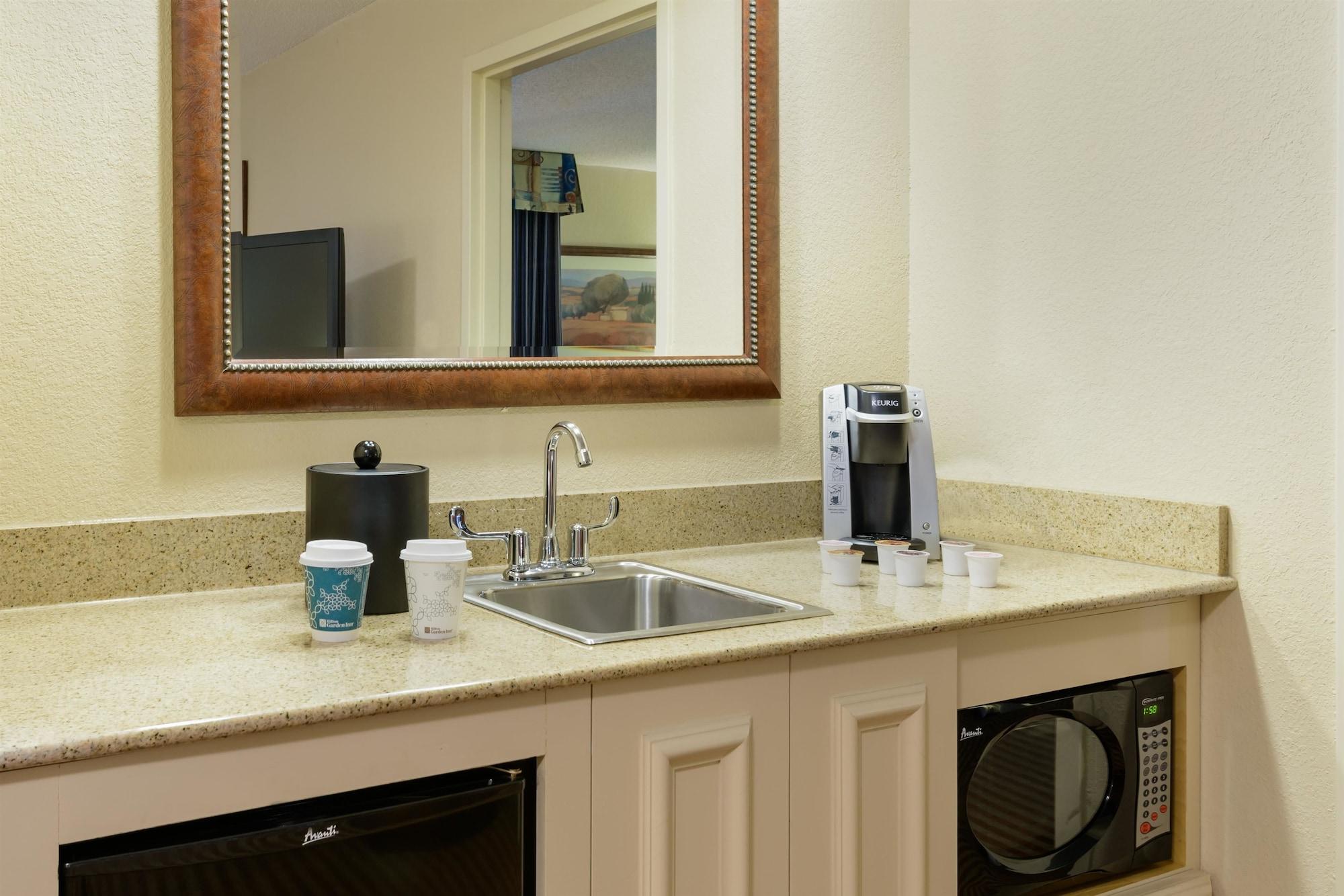 Hilton Garden Inn Richmond South/Southpark Colonial Heights Exterior foto